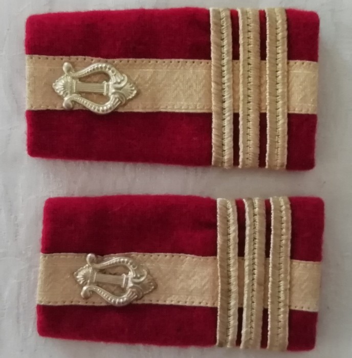 C2 - Grade militare - colonel muzica militara - piesa de colectie!