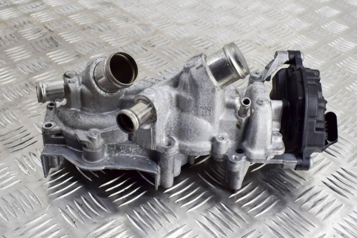 Pompa de apa SKODA OCTAVIA III Combi 5E5 2019 OEM: 05E907593,05E121042B,04E109111J,05E121111R 21613019