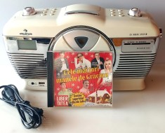 Radio portabil Retro Vintage Auna RCD-70, culoare crem, USB, CD-MP3, display, control digital , CADOU CD audio