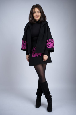 Jacheta neagra din lana cu maneci supradimensionate si broderie mov Mirelle foto