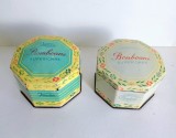 Doua cutii de bomboane - Dezrobirea &#039;51 si Kandia &#039;68