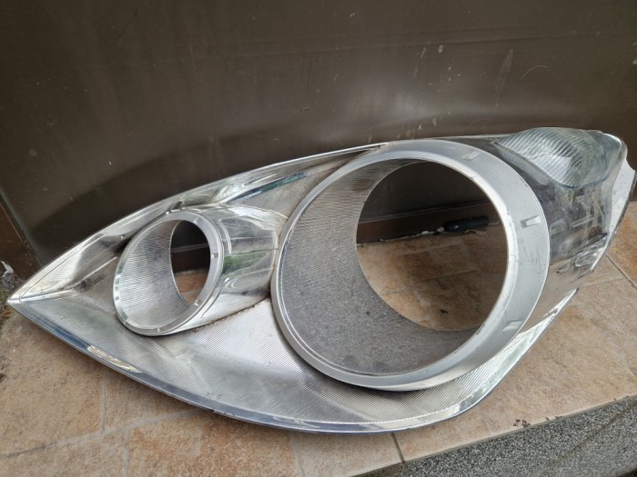 Ramă far st&acirc;nga Nissan Note 2012