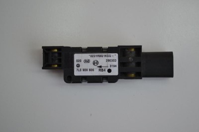 Senzor de impact dreapta față VW TOUAREG 7LA, 7L6, 7L7 2006 OEM: 7L0909606 1483322 foto