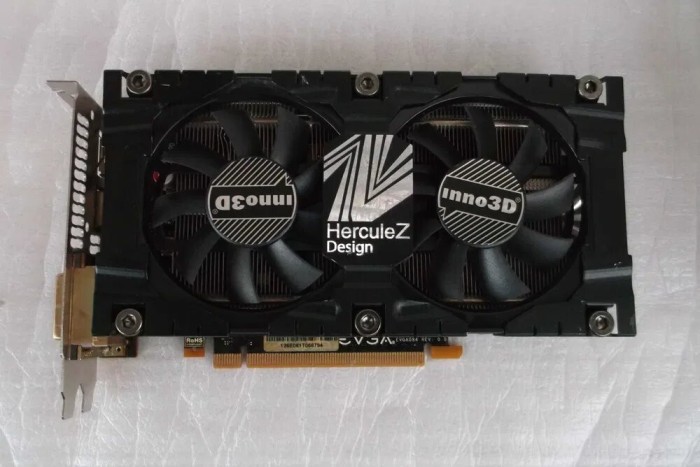 Placa video Nvidia GTX 670 4gb ddr5 / 256 bits
