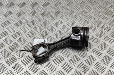 Piston VW PASSAT Variant B8 3G5 2016 OEM: 03L105401A,04L107065D 31601814 foto
