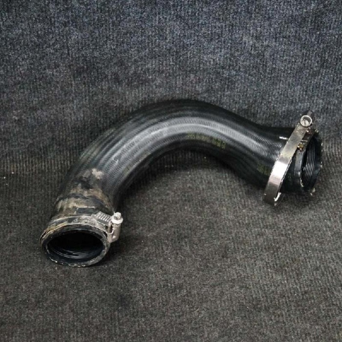 Furtun intercooler dreapta VW TIGUAN 5N_ 2012 2102408