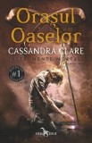Cumpara ieftin Orasul Oaselor (Vol.1 Din Seria Instrumente Mortale), Cassandra Clare - Editura Leda Edge, Editura Corint