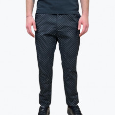 Pantaloni casual barbati cu imprimeu negru