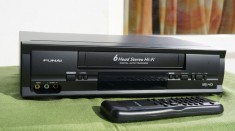 Video recorder VHS Funai D-50Y stereo Hi-Fi foto