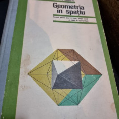 N. N. Mihaileanu, C. Ionescu-Bujor C. Ionescu Tiu - Geometria in Spatiu. Manual pentru anul II liceu.