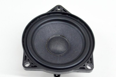 Difuzor ușă dreapta spate TESLA MODEL 3 2019 OEM: 1079742-00-A,434107869361 13777010 foto