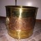Eleganta frapiera din alama masiva și anse din bronz model cu elefanți lucrat integral manual