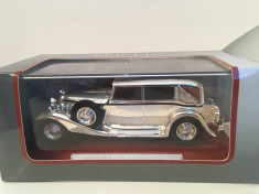 Macheta Maybach Zeppelin - SILVER CARS scara 1:43 foto