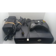 Consola XBOX XBOX 360 S - 250 GB - SN 004966324843- 008