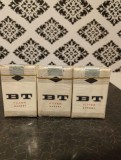 Pachete de țigări BT (Bulgar Tabac) necartonat, sigilat, de colecție
