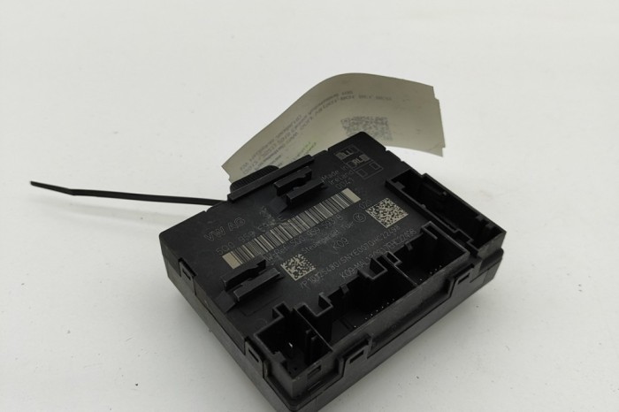 Modul de control ușă st&acirc;nga față VW GOLF VII 5G1, BQ1, BE1, BE2 2018 OEM: 5Q0959593E | 30783776