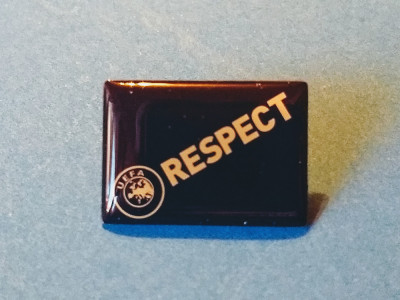 Insigna fotbal - UEFA (Respect) foto