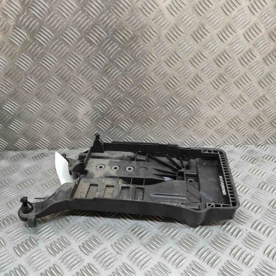 Suport baterie VW T-CROSS C11 2024 OEM: 2Q0915331 foto