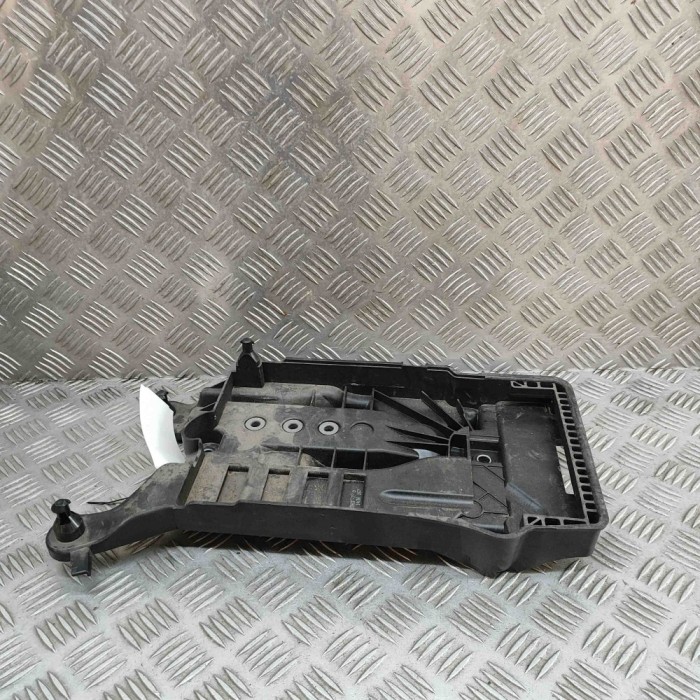 Suport baterie VW T-CROSS C11 2024 OEM: 2Q0915331