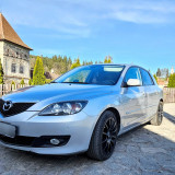 Mazda 3 hatchback din anul 2008, 2.0d 143cp