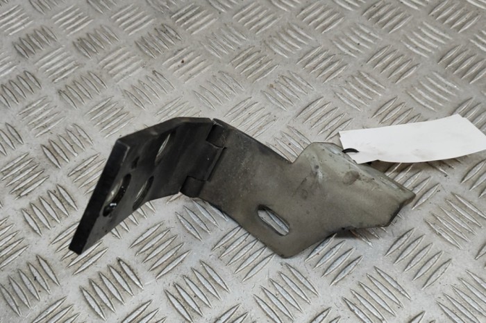 Balama capota dreapta față JAGUAR XJ X308 1999 OEM: AXX-1300 23170641