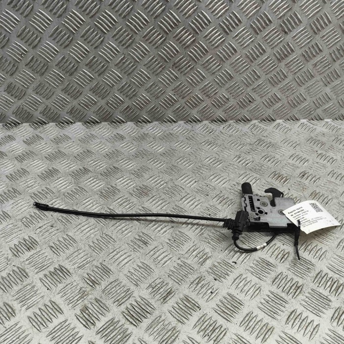 &Icirc;ncuietoare capota VW T-CROSS C11 2024 OEM: 8S0823509C 31801229