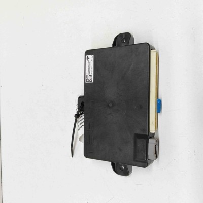 Modul de control ușă dreapta spate TESLA MODEL X 2020 OEM: 1045490-00-H 29810916 foto