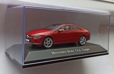 Macheta Mercedes-Benz CLA Coupe 2019 C118 rosu - Spark 1/43 foto