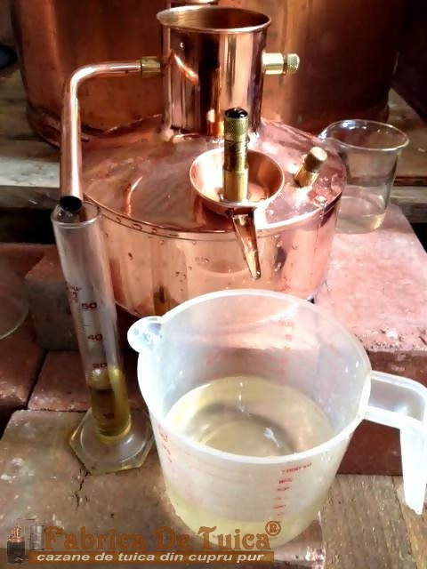 Cazan cu Coloana Distilare Uleiuri Esentiale, Bauturi Aromatice, 60 Litri |  Okazii.ro