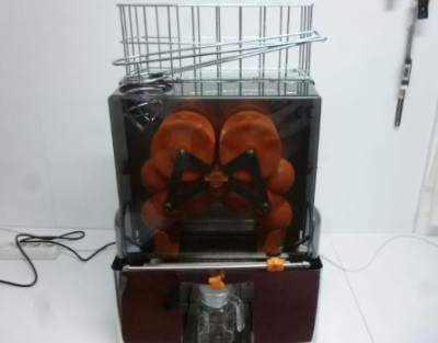 Storcator profesional citrice foto