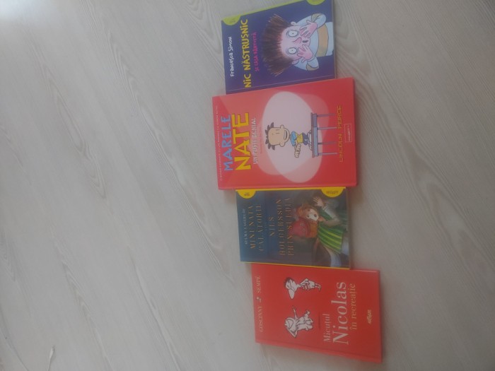 Carti pentru copii arthur