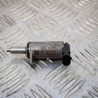 Supapa solenoid AUDI A5 8T3 2009 OEM: 06H103697AC271302302 3557744 foto