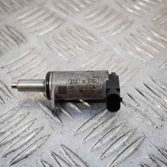 Supapa solenoid AUDI A5 8T3 2009 OEM: 06H103697AC271302302 3557744