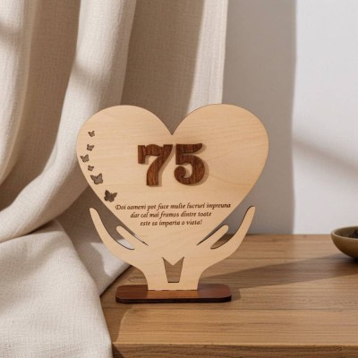 Placheta aniversara din lemn foto