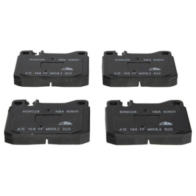 Placute frana Mercedes /8 (W114) 01.68-11.76, /8 (W115) 01.68-01.77, /8 Coupe (W114) 04.69-02.77, 123 (W123) 01.76-12.85, Clasa S (W116) 08.72-07.80, foto
