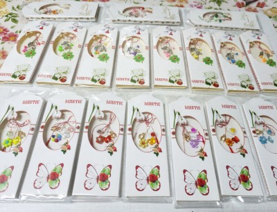 Reducere! Martisoare frumoase unicat margele, culori si modele multe foto