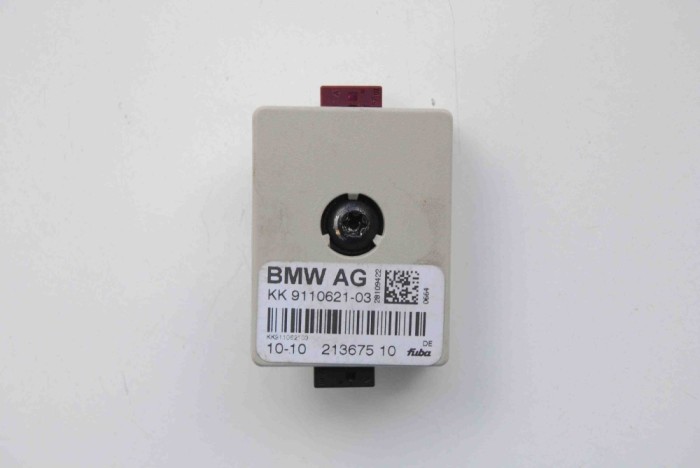 Amplificator de antena BMW 3 E90 2010 OEM: KK9110621-03