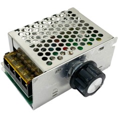 Variator tensiune 230Vac 4000W cu carcasa