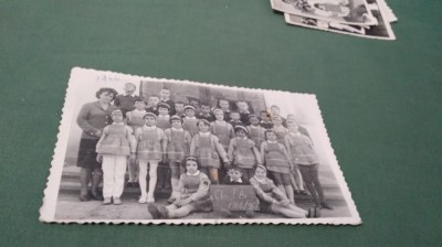 FOTO TIP CARTE POSTALA LA SCOALA /GIMNAZIU CLASA 1 / ELEVII /1966 -1967 foto