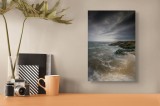 Tablou Canvas, "Furtună pe coasta st&acirc;ncoasă a mării", Cer, Noros, Ocean, Valuri, St&acirc;nci, Apă, Plajă, Dramatic, Peisaj, Natură, 26 x 39 cm, CMCLASS