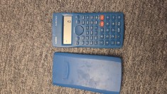 Calculator Casio FX-220 PLUS &ndash; Perfect pentru școală și birou