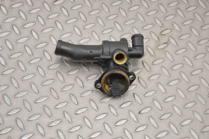 Termostat VW POLO 6R, 6C 2012 OEM: 03P121111E 17761662