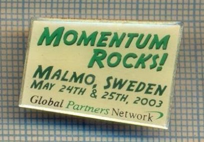 Y 494 INSIGNA- MOMENTUM ROCKS ! -MALMO SWEDEN -PENTRU COLECTIONARI foto
