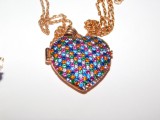 Colier nou argint placat cu aur roz, cristale multicolore brosa vintage cadou