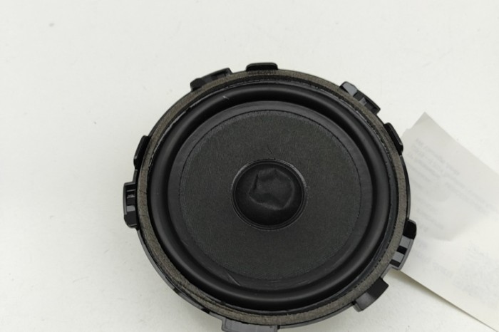 Difuzor ușă dreapta față MERCEDES-BENZ GLE W167 2024 OEM: A2058201002 31097314