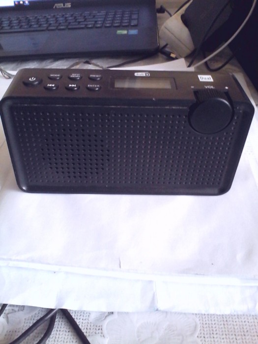 Aparat de Radio Dual .Model:DAB 85