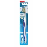 Periuta de dinti Oral-B Pro-Expert Crossaction, Duritate medie, Unisex