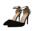 CH2302-1 Sandale elegante accesorizate, cu varf ascutit si inchise in fata