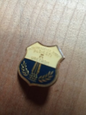 Insigne (3) Industrie Ploiesti foto