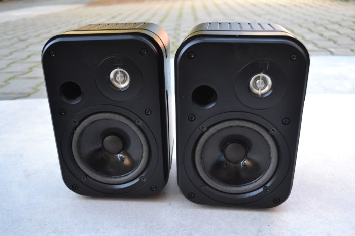 Boxe JBL Control One